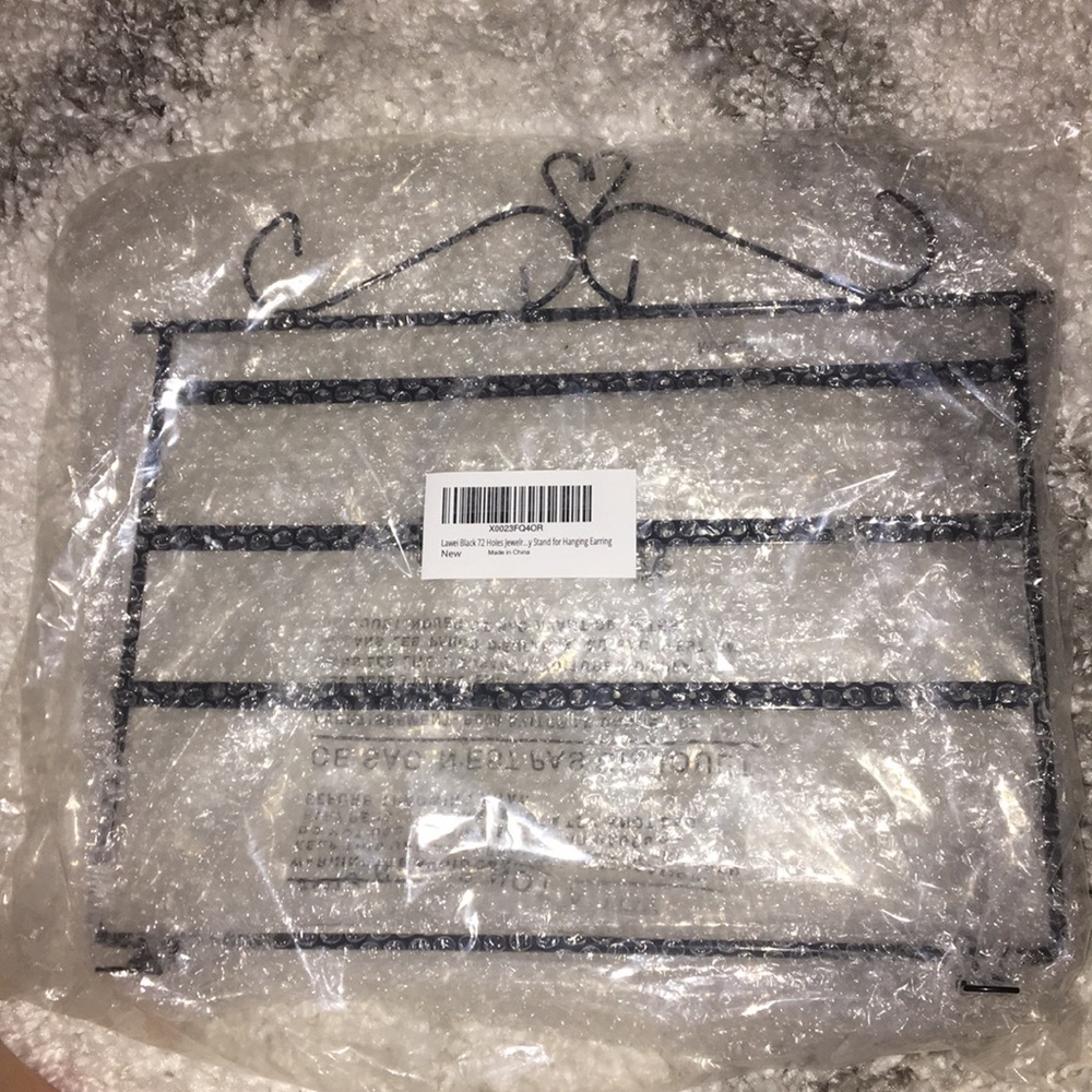 Black metal 72 holes jewelry earring stand ❤️